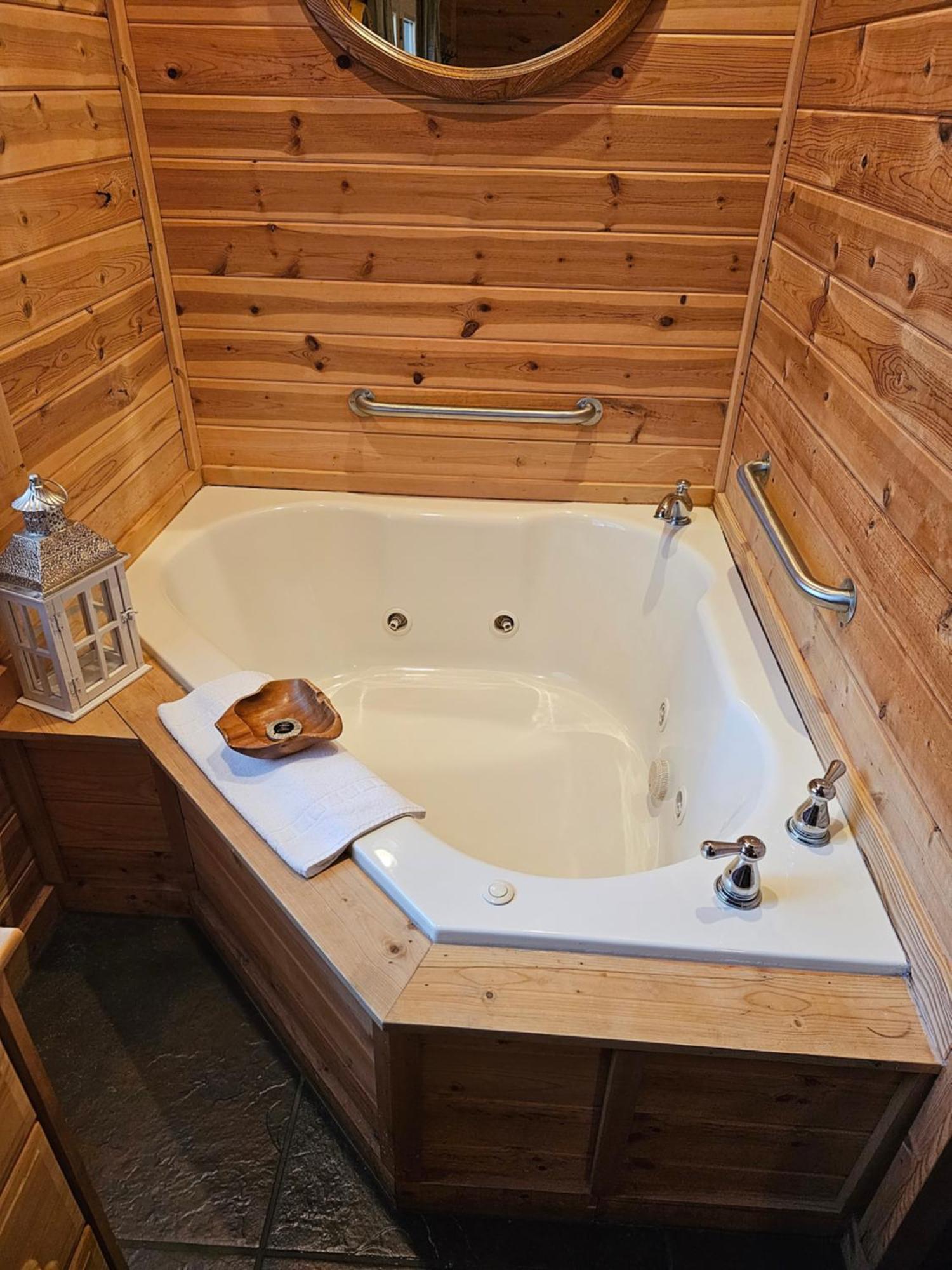 5 Min To Beaver Lake-King Bed-Fire Pit-Jetted Tub #4 尤里卡斯普林斯 外观 照片